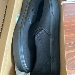 Brand new womens Vans size 10